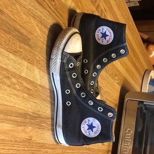 Girls converse